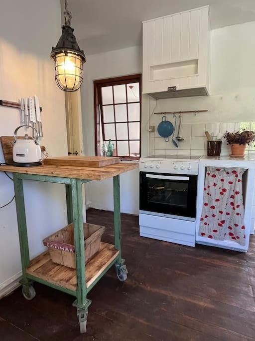 The Old Soap House - Stylish And Close To Beach Vang  Exterior foto